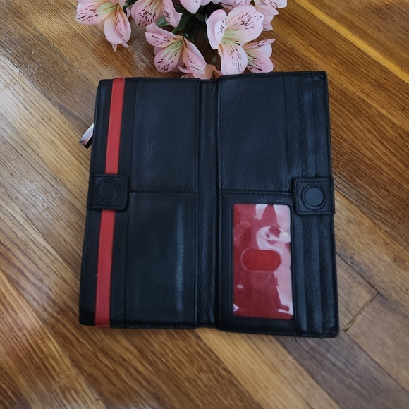 Hammitt Black Leather 110 Wallet - Picture 5 of 6